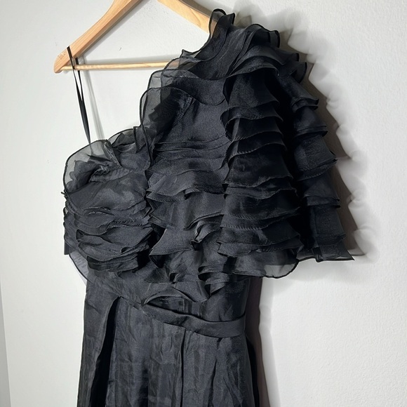 Ieena for Mac Duggal 26527 Ruffle Layered One Shoulder Gown in Black Size 6 NWT! - Picture 7 of 13